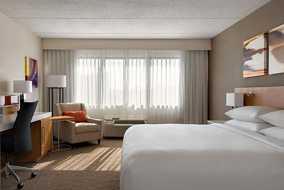 Delta Hotels by Marriott Utica