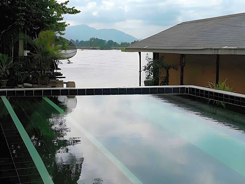 Sala Done Khone Hotel