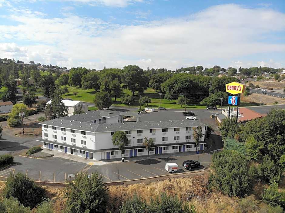 Motel 6 Pendleton, OR - West