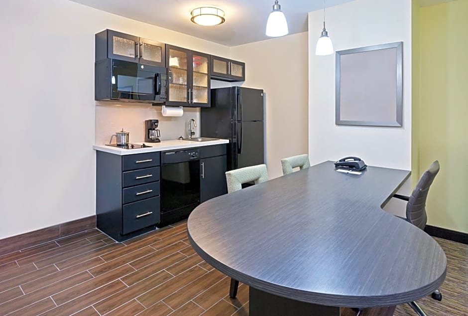 Candlewood Suites San Angelo, an IHG Hotel