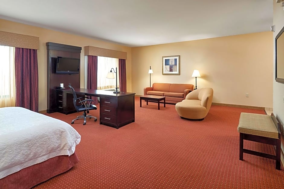 Hampton Inn By Hilton And Suites Buda