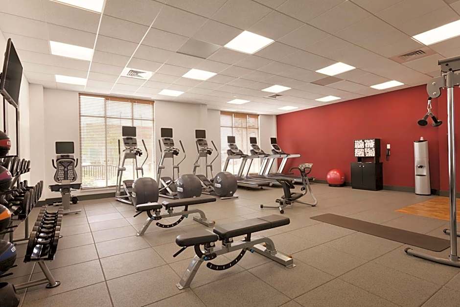 Hilton Garden Inn Boston Logan Airport