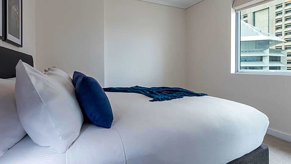 Oaks Brisbane Casino Tower Suites