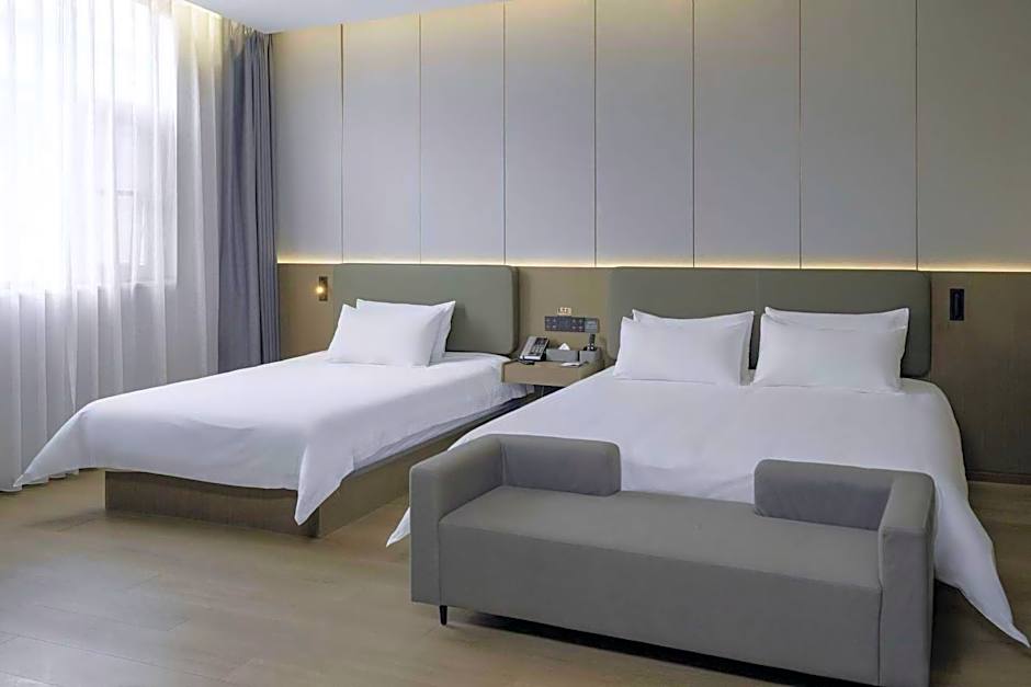 Jinjiang Inn Jiaozuo Jianshe Road High-Speed Railway Station