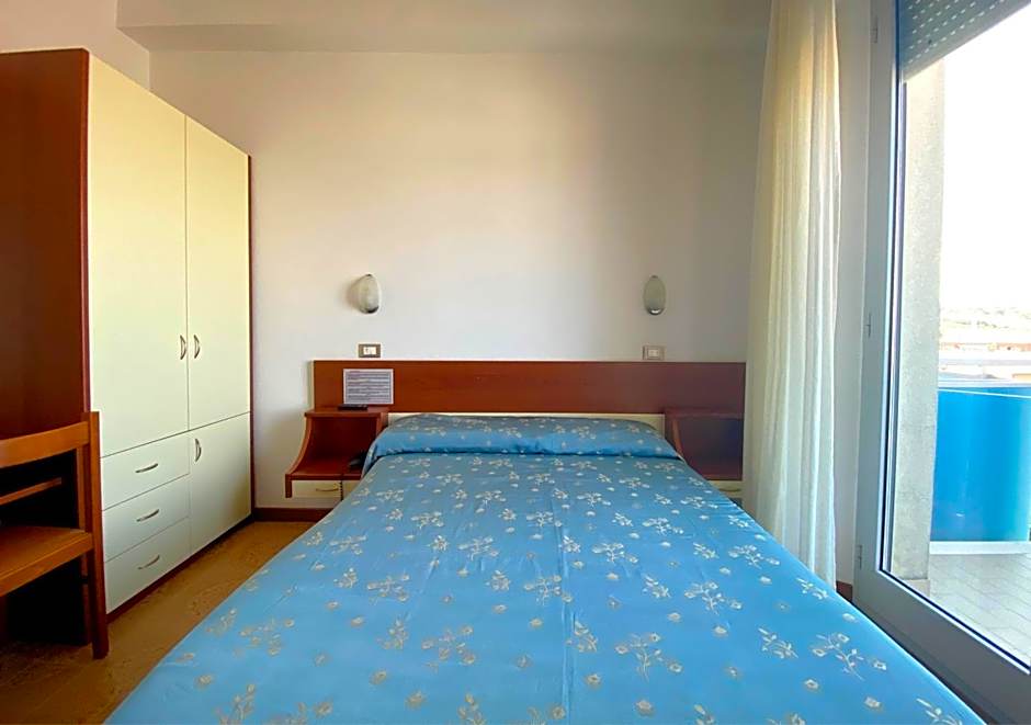 Hotel Sayonara