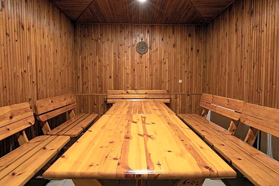 KAUNO JACHTKLUBAS Baltosios Burės