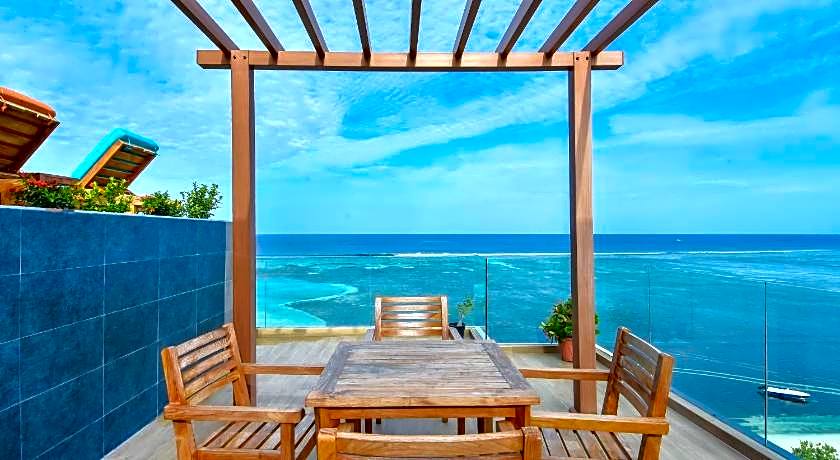 Triton Prestige Seaview and Spa