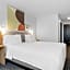 Spark by Hilton Modesto