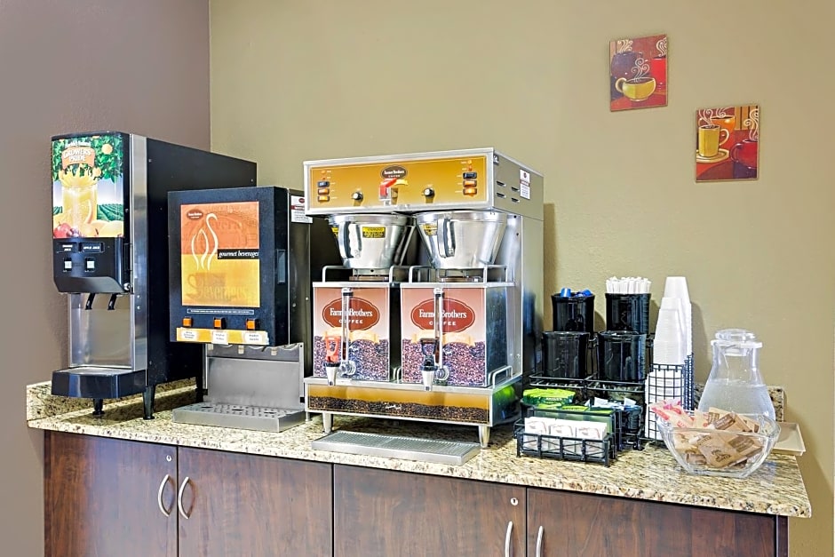 Microtel Inn & Suites by Wyndham Prairie du Chien