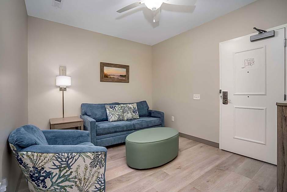 Lighthouse Suites - Best Western Signature Collection