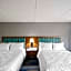 Hampton Inn By Hilton Ridgefield Park