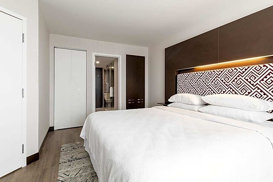 Four Points by Sheraton Levis