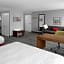 Hampton Inn By Hilton And Suites Grand Rapids