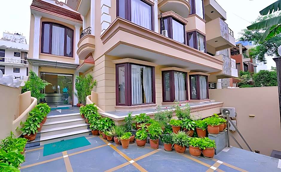 The Maple Leaf @ DLF Cyber City