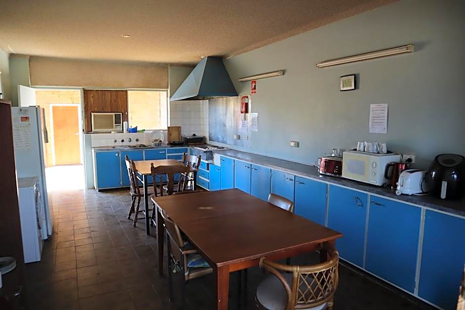 Capri Motel