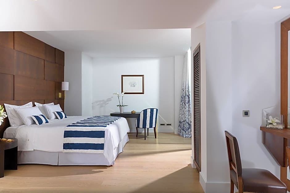 Aquila Atlantis Hotel