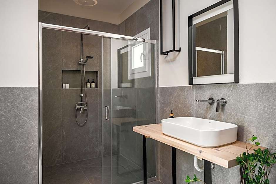 Gefiri Plakas Hotel, Tzoumerka
