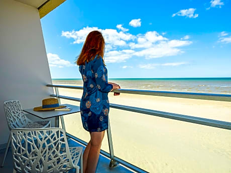 Standard Sea-View Room with Balcony, 1 double bed