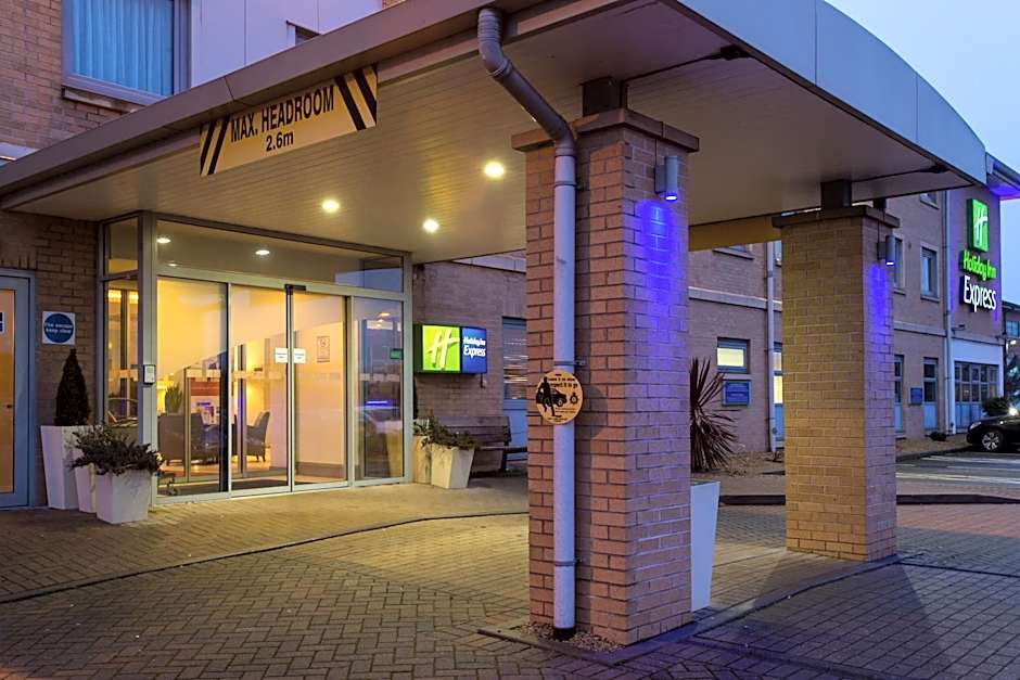 Holiday Inn Express East Midlands Airport By IHG