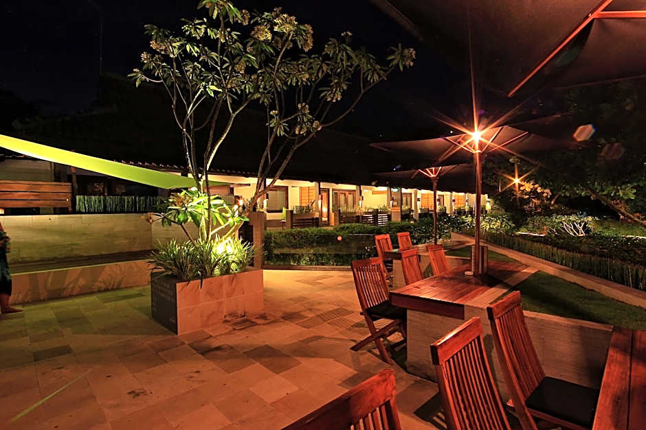 JavaCove Beach Hotel