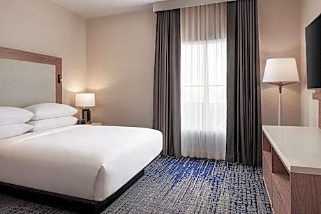 Club lounge access, Guest room, 2 Queen