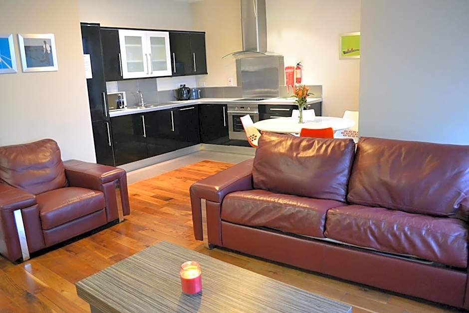 Carrick Plaza Suites and Apartments