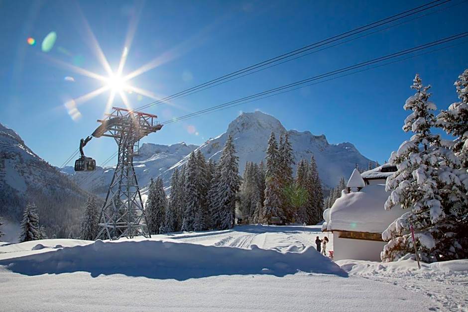 Hotel & Chalet Montana