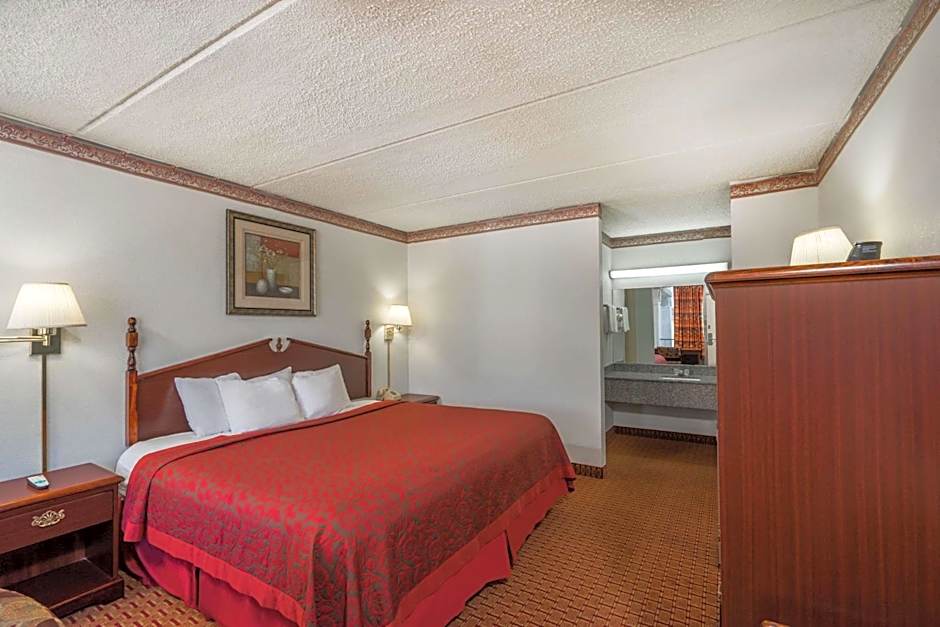 Days Inn by Wyndham Hurricane Mills