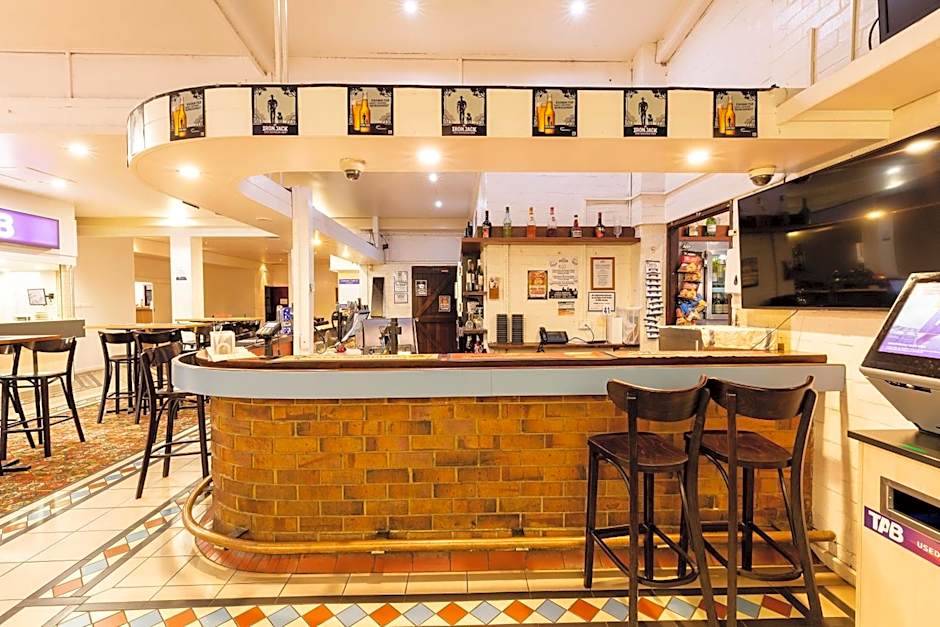 Nightcap at Wintersun Hotel