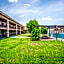 Lone Star Inn & Suites by OYO Harlingen TX