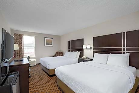 Queen Room with Two Queen Beds - Non-Smoking