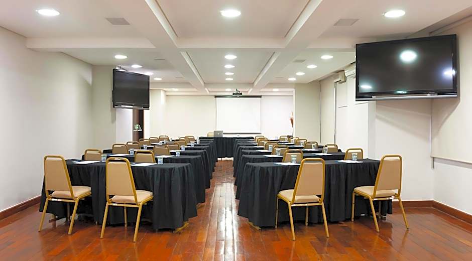 B&B HOTEL Uberlândia