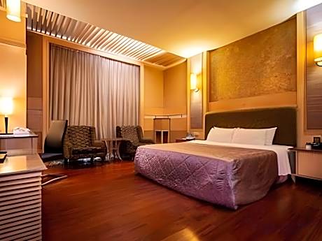 MG Business Double Room