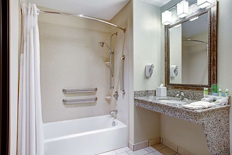 Holiday Inn Express & Suites Raceland - Highway 90 By IHG