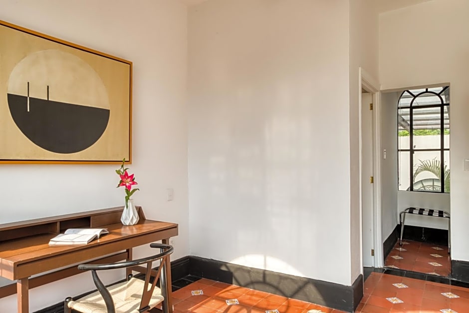 Santa Casa by Tasman