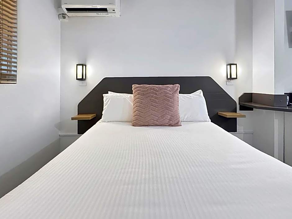 Golden Sands Motor Inn