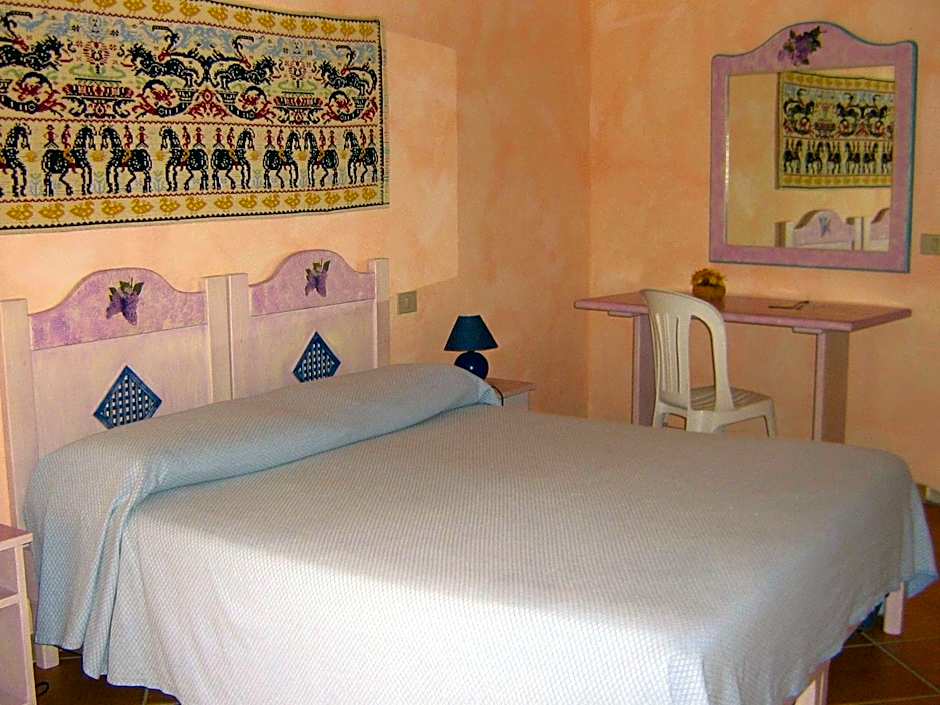 Hotel Turismo Rurale Montitundu