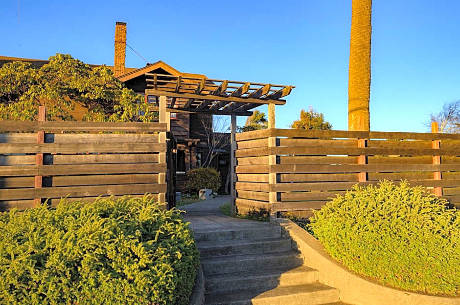 The Captains Quarters