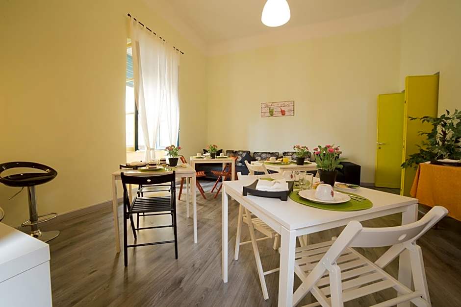 Tra L'Etna E Il Mare B&B