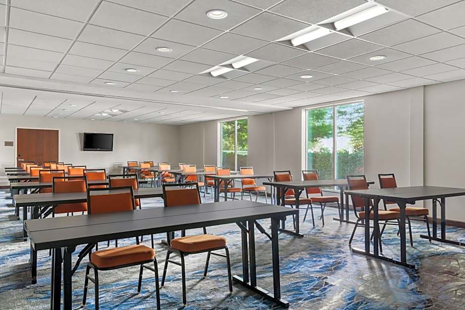 Fairfield Inn & Suites by Marriott Alexandria
