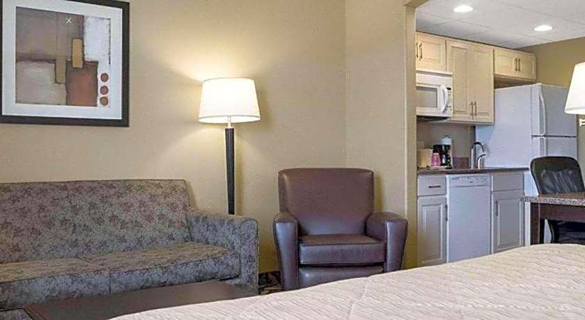 MainStay Suites Bismarck