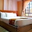 Savannah Paradise Hotel