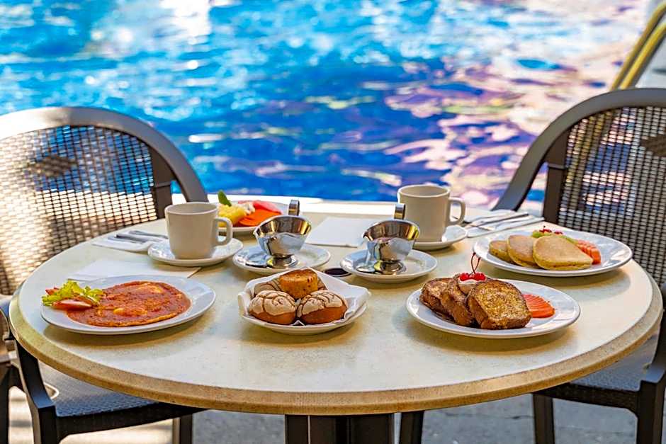 Hotel Castillo Huatulco & Beach Club