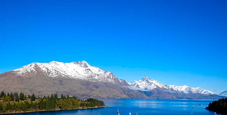 Copthorne Hotel and Apartments Queenstown Lakeview