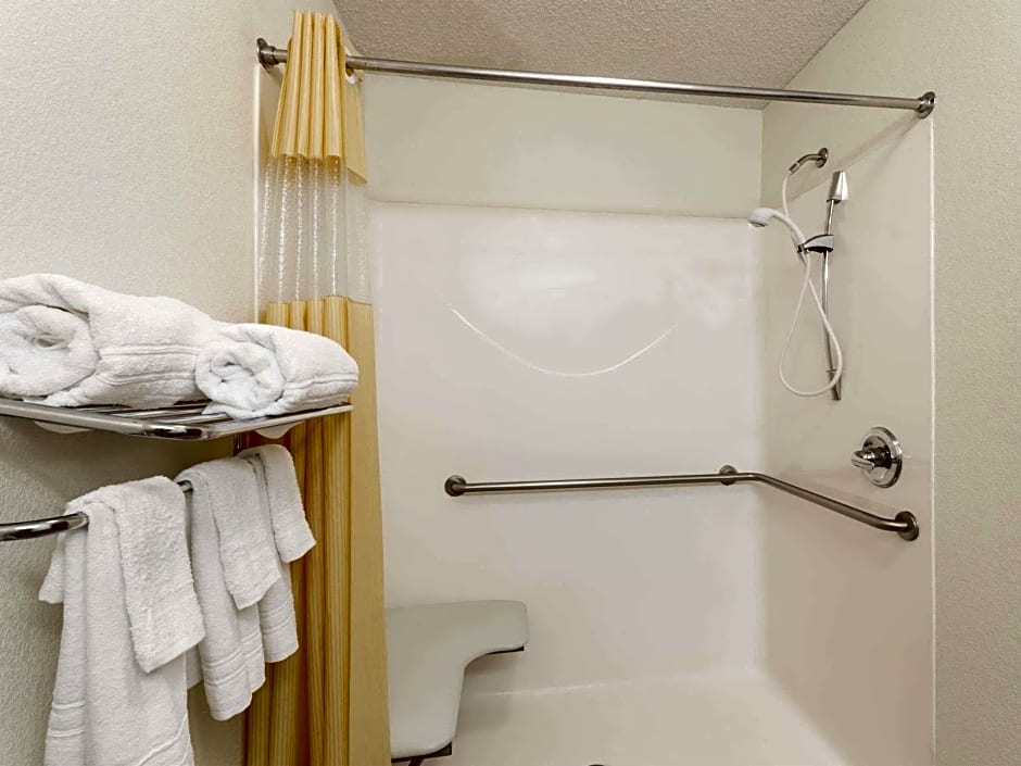 Jesup Inn & Suites