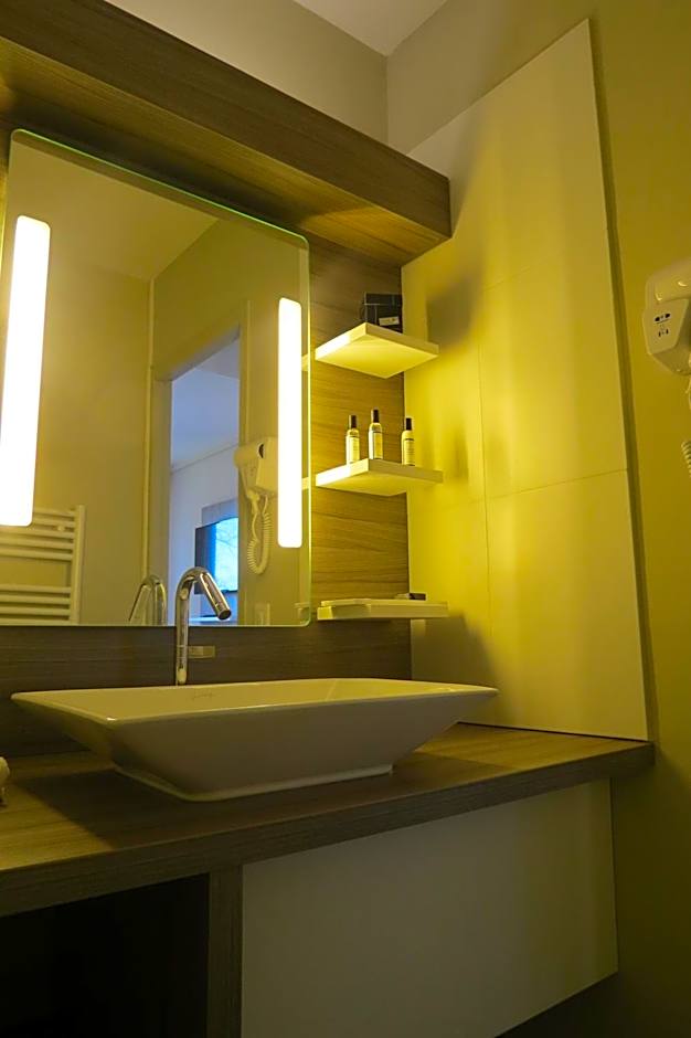 Logis Hôtel Le Parc de Geoffroy