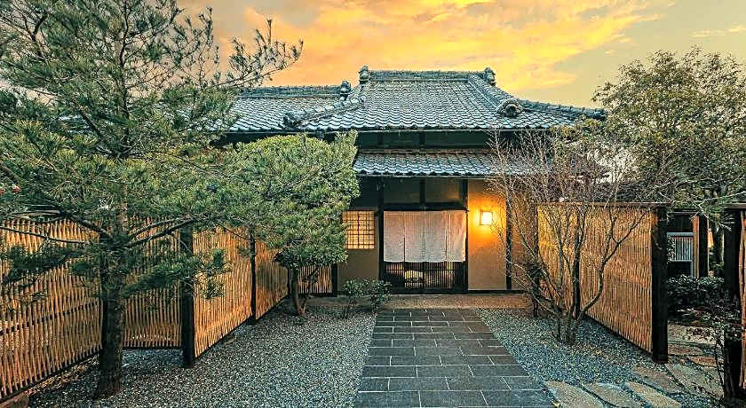 Gamagori Classic Hotel