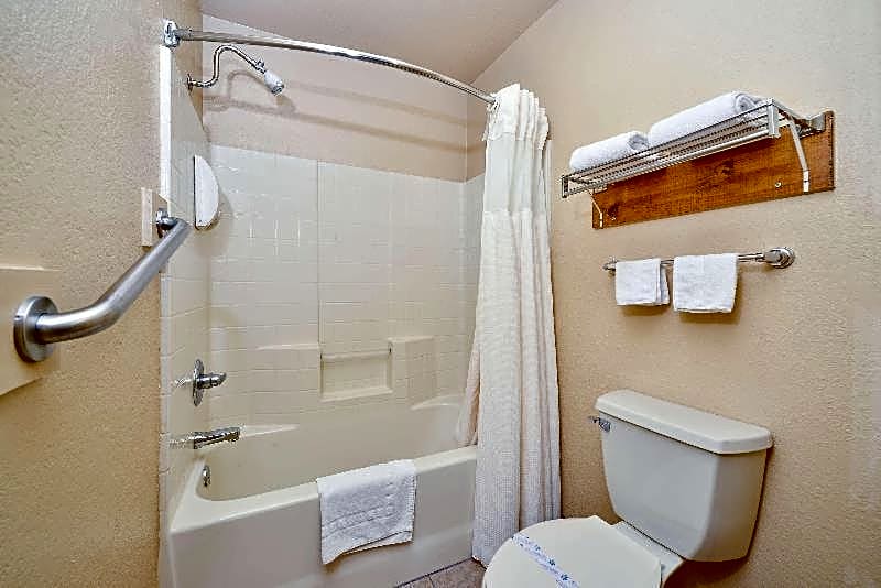 Best Western Windwood Inn & Suites