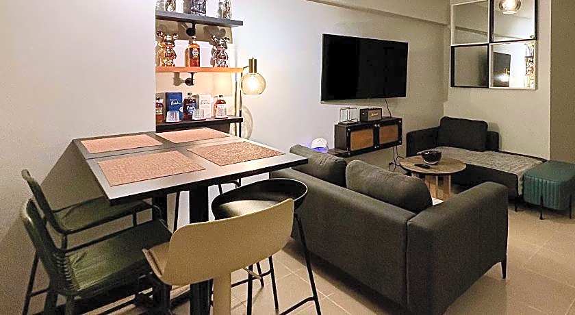 VERDON PARC CONDOMINIUM