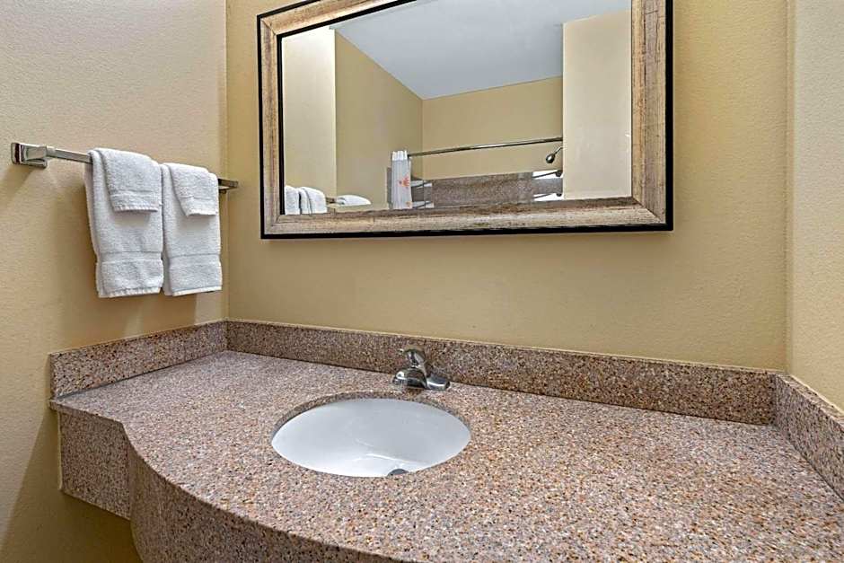 La Quinta Inn & Suites by Wyndham Morgan City